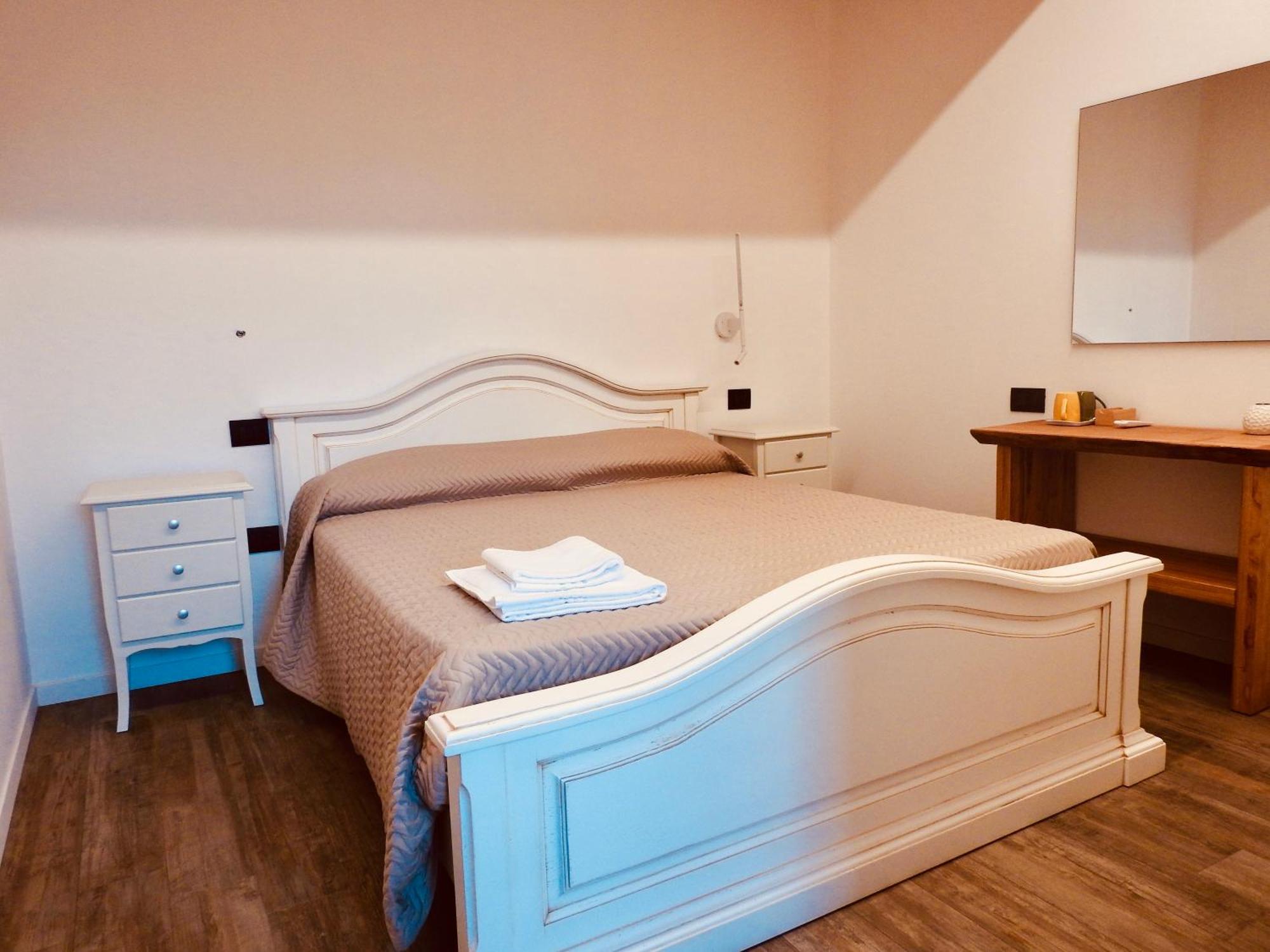 Petite Pomme Hotel Romano D'Ezzelino Eksteriør billede